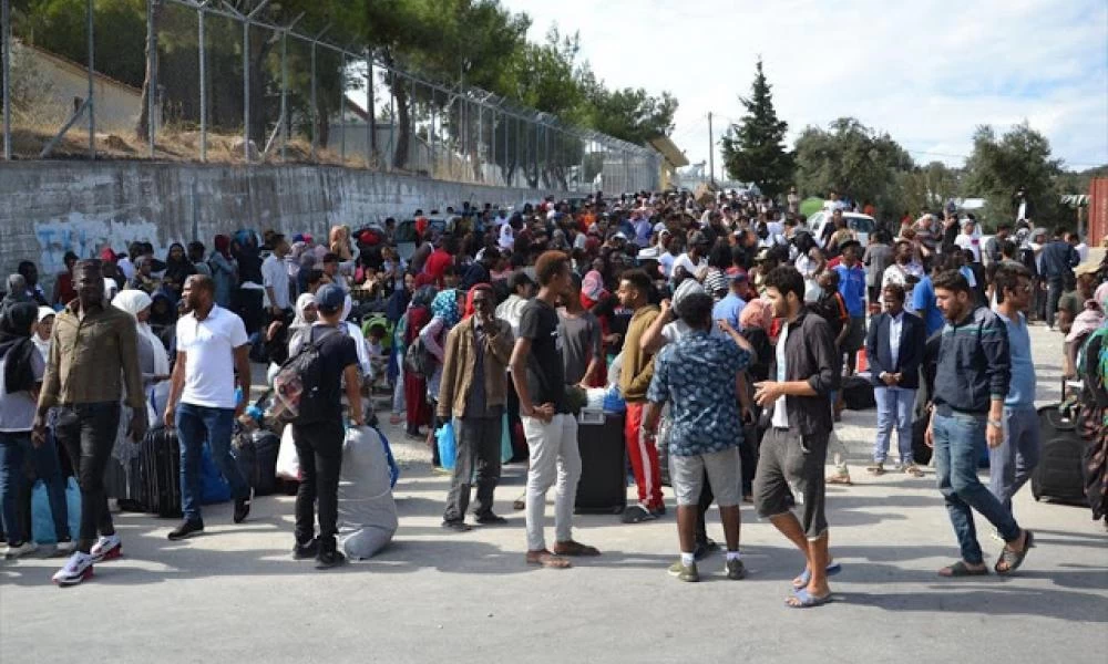 Επεισόδια στη Ριτσώνα: Ξυλοδαρμοί ανάμεσα σε μετανάστες
